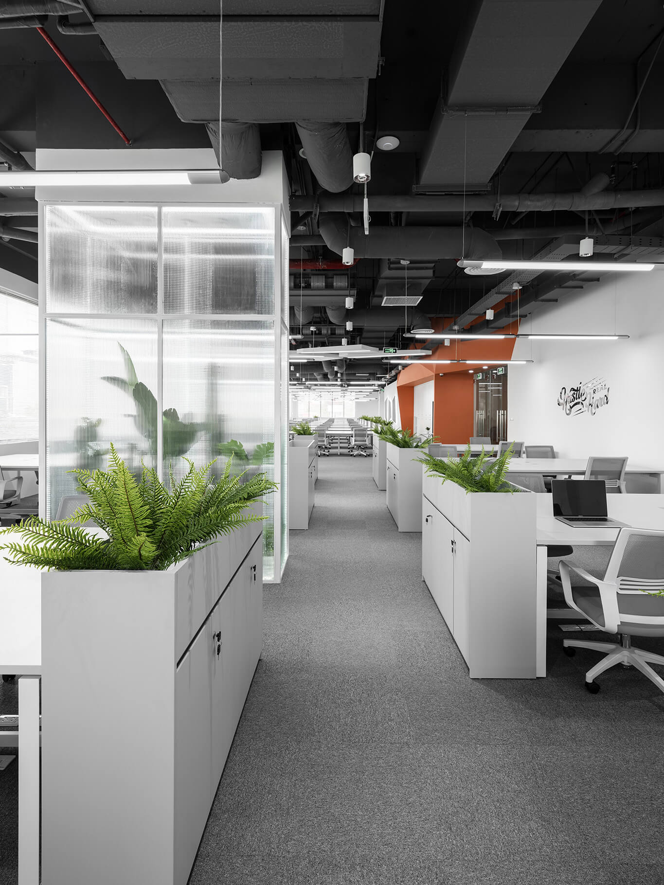 Tiêu chuẩn đánh giá văn phòng xanh khuyến khích các giải pháp kiến trúc dựa vào thiên nhiên