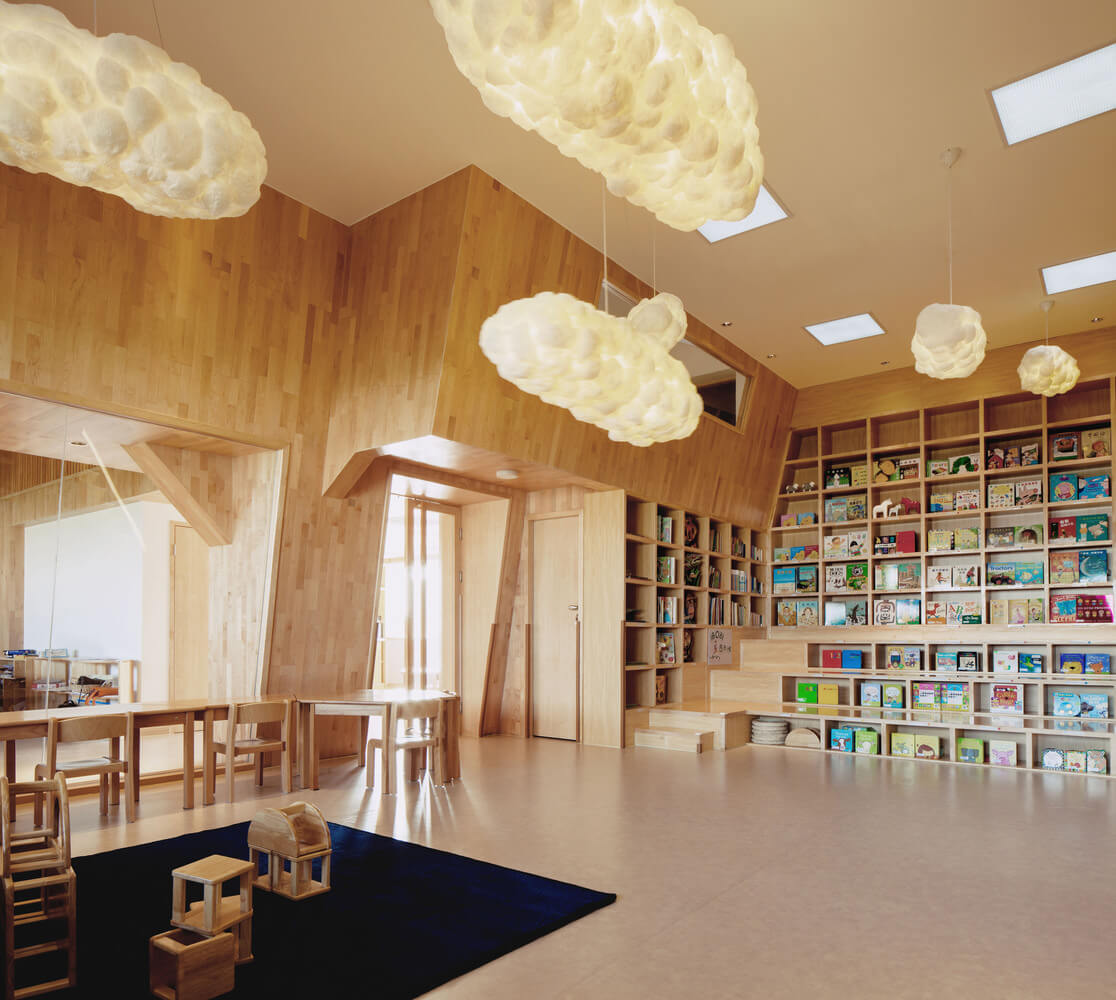 Thiết kế khu vực đọc sách thư giãn với chất liệu gỗ