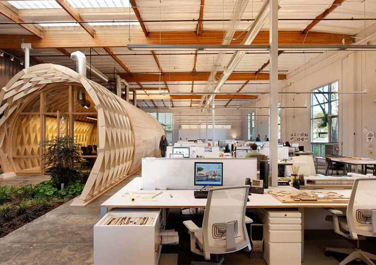 thiết kế nội thất văn phòng bằng chất liệu gỗ