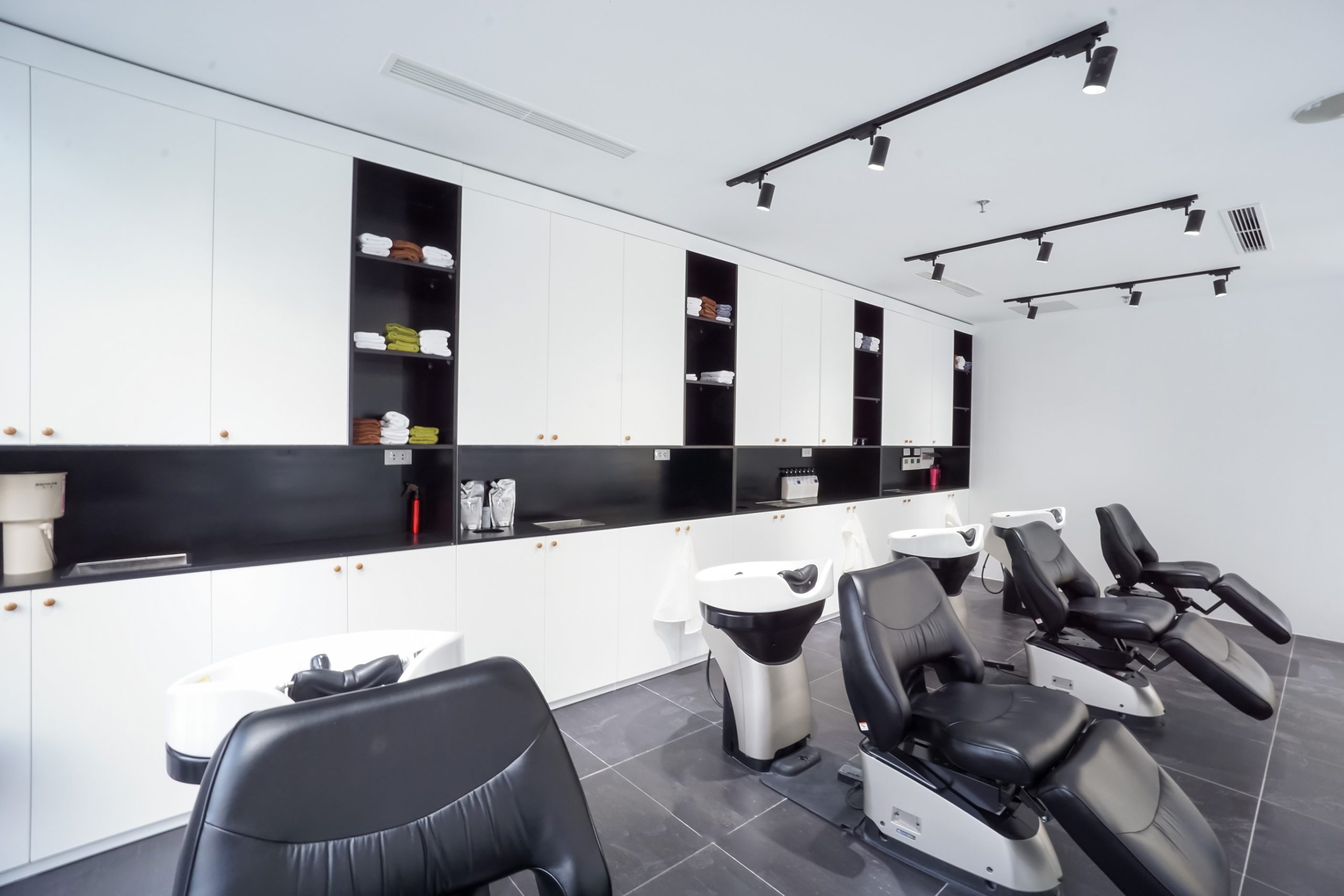 ZUSSO KID – HAIR SALON - 15